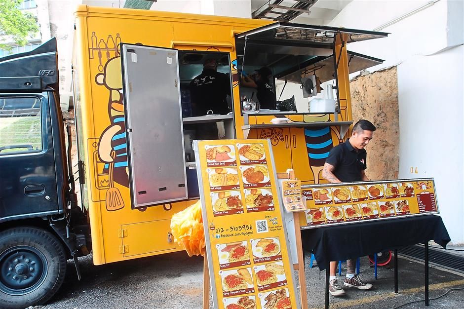 15 Food Truck Yang Anda Perlu Cuba di Lembah Klang - Lobak ...