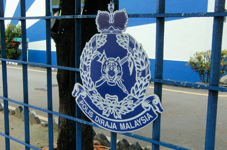 malaysian woman chased by four unknown men gets issued with traffic summonses world of buzz 2