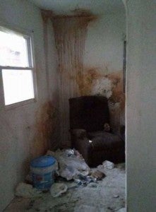 abandoned duplex 03