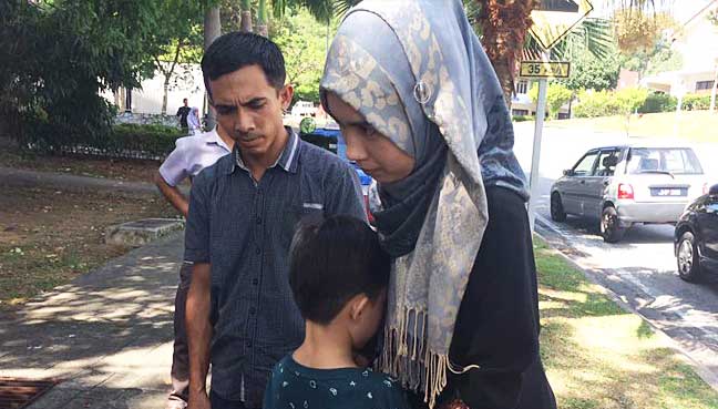 cikgu tumbuk kepala 2