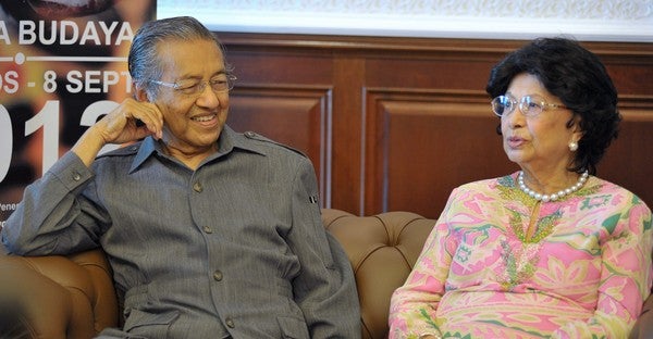 Dr Mahathir Siti Hasmah