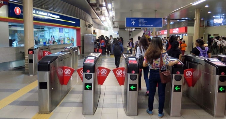 Pakatan Wants To Introduce Monthly Rm100 Unlimited Travel Passes For Public Transport World Of Buzz 3