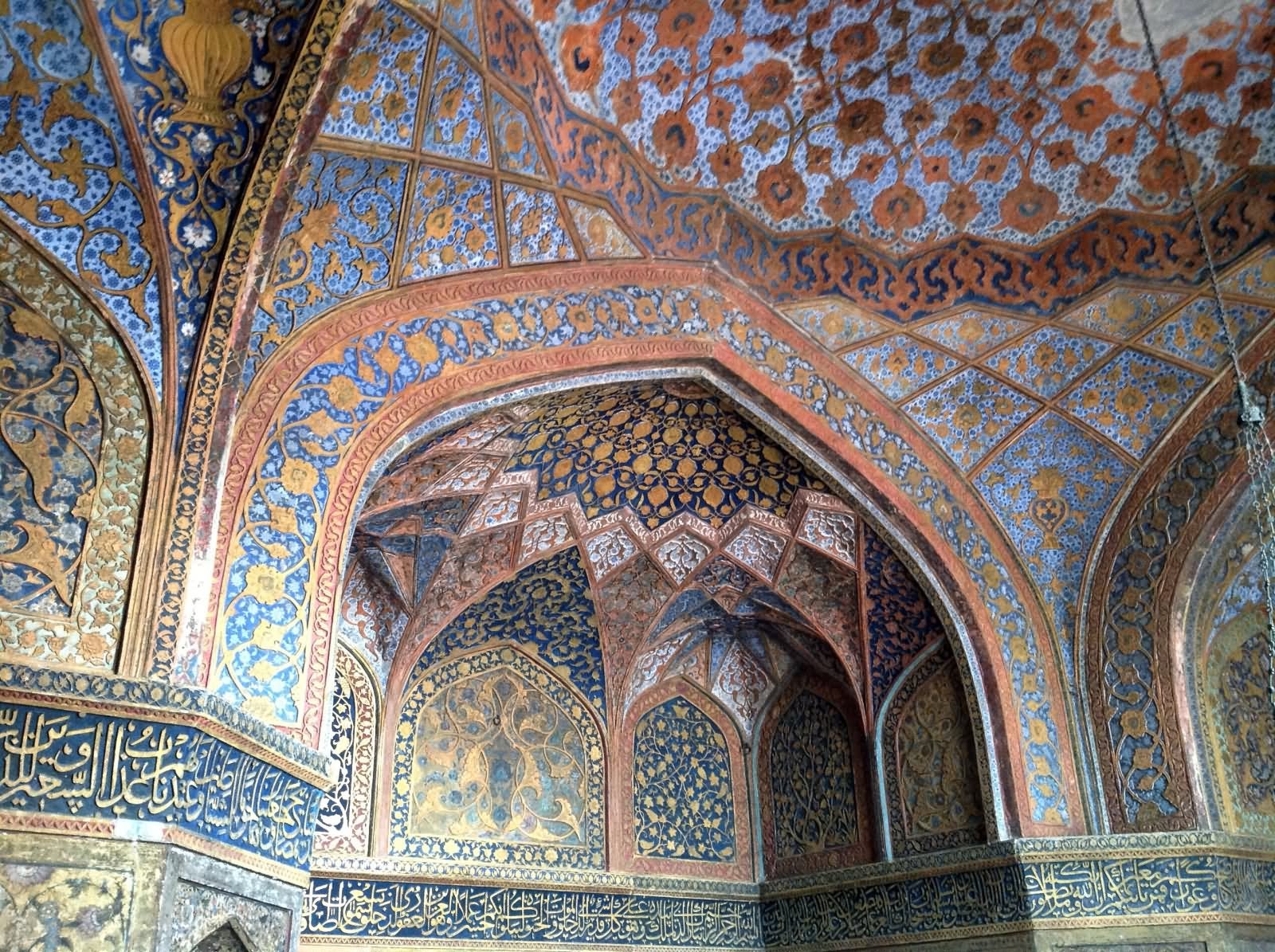 Beautiful Interior Decoration At Taj Mahal