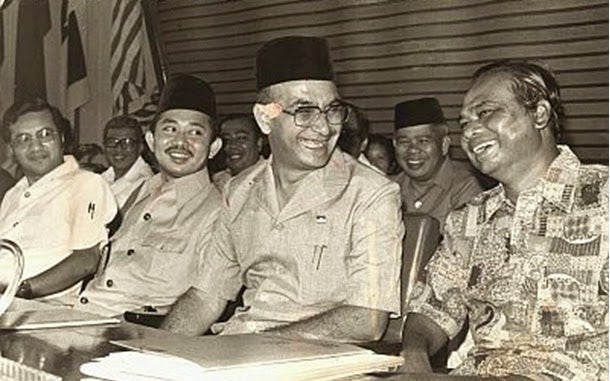 Tun Hussein Onn Perdana Menteri Malaysia Ketiga