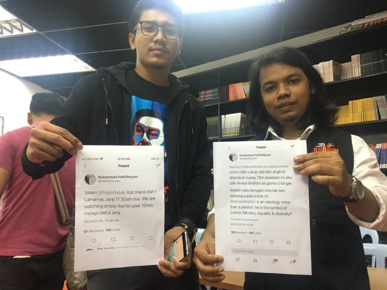 Msian Arrested And Twitter Account Confiscated By Mcmc For Criticising Pm Najib And Umno World Of Buzz 3