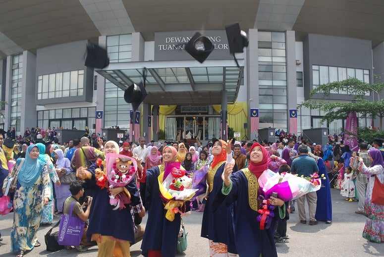 Uitm9