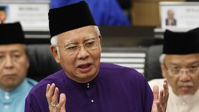 govt should investigate claim that najib paid shafee rm9 5 million in anwars case world of buzz 2