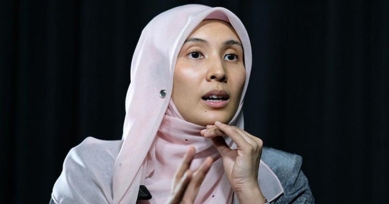 Nurul Izzah 758X398 1