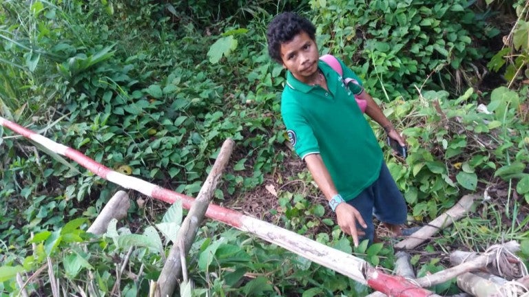 Watch Orang Asli Blockade In Gua Musang Destroyed By Durian Company World Of Buzz 3