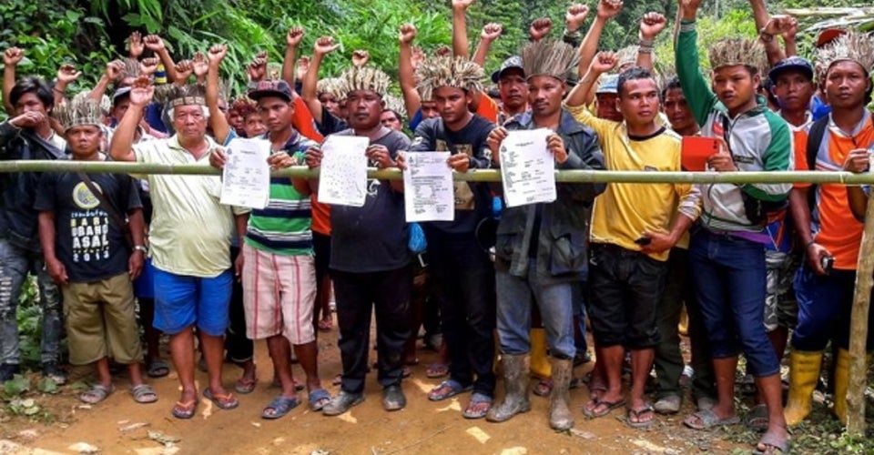 Watch Orang Asli Blockade In Gua Musang Destroyed By Durian Company World Of Buzz