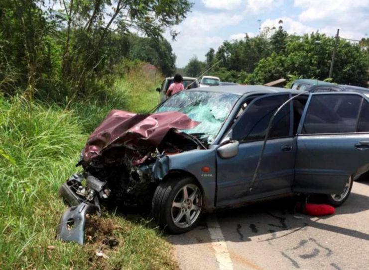 'Ini gaji terakhir kak long boleh beri ibu' - Kisah 