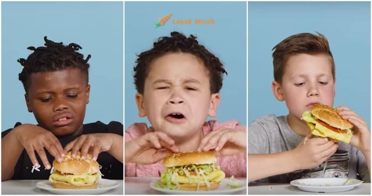 budak makan ramly burger