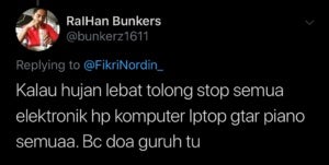 Nasib Baik Tak Kena Karen Kilat Menyambar Waktu Lelaki