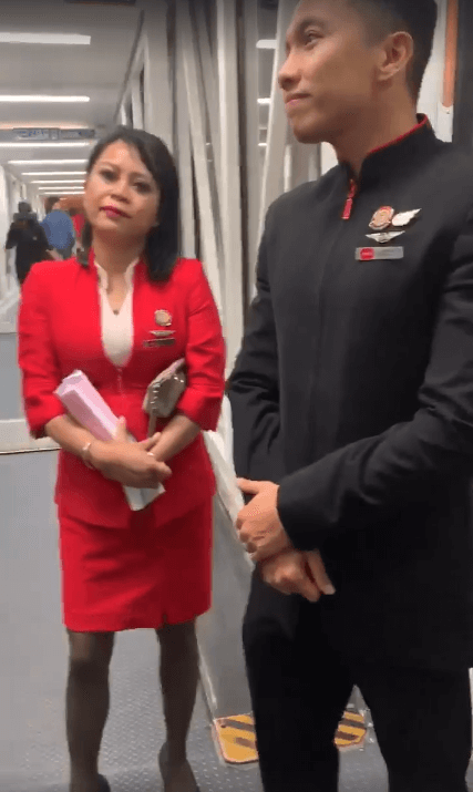 Miss Malaysia International Runner Up Throws A Fit At Airasia Staff Who Were Just Trying To Do Their Jobs World Of Buzz 4