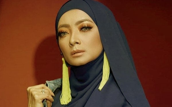 Banner Biodata Maya Matahari Peserta Gegar Vaganza 5 451