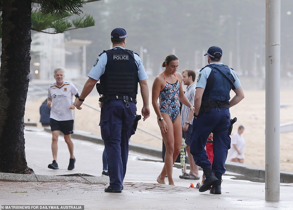 26794768 8186633 Two Nsw Police Officers Patrolled Manly Beach On Saturday Mornin A 4 1585979785448