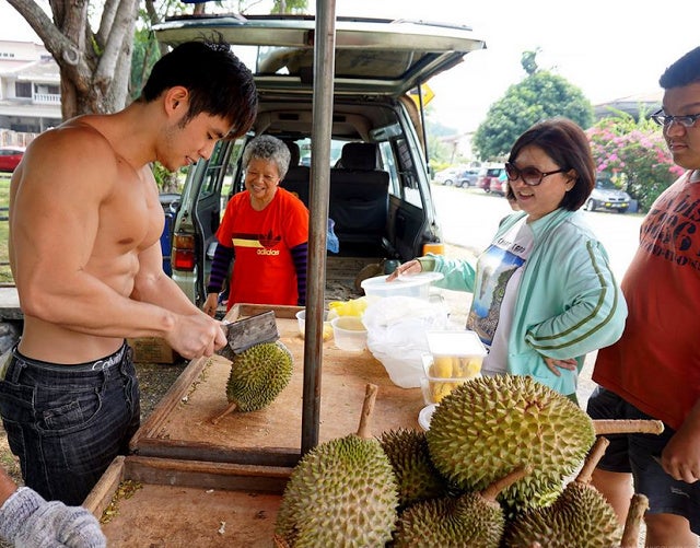 Jordan Yeoh Jual Durian Abang Sado Durian Sado Faceblogisra Cair Gym Sado Sasa