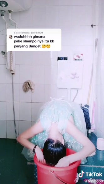 Tik Tok Rambut Shampoo Masuk Baldi