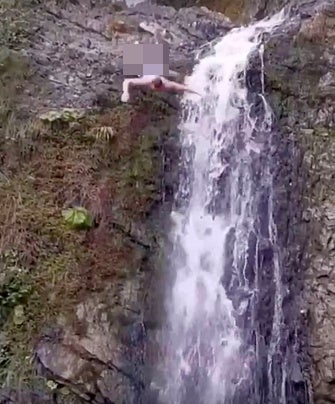 TERJUN TENGAH