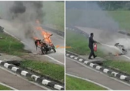 Motosikal Terbakar