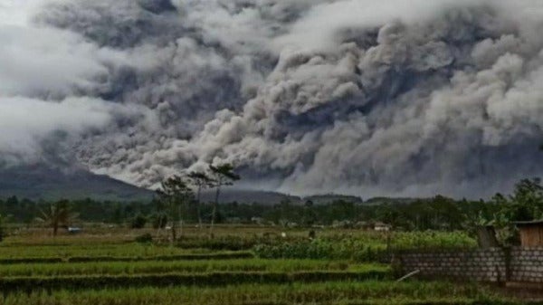 Gunung Semeru E1610853326620