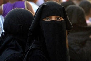 Woman In Burqa E1556879104867