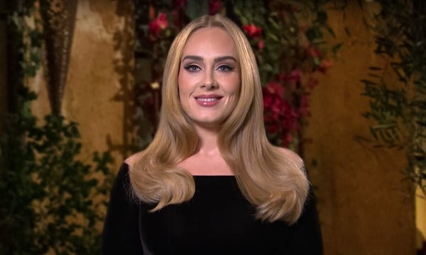 Adele Snl T E1630217858838