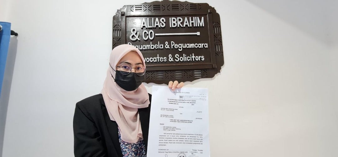 ft guru besar saman bekas YDP PIBG