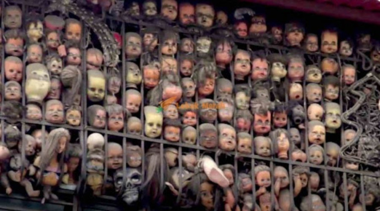 Balcony of Dolls