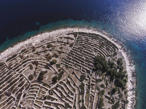 croatia dry stone walls 12 e1638673078659