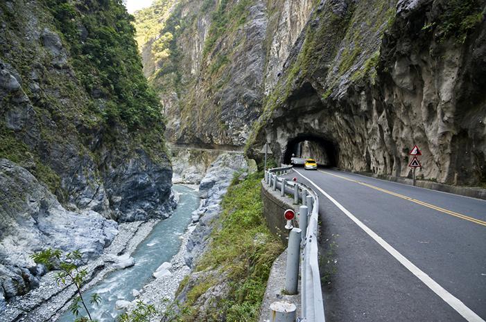 13 taroko gorge road shutterstock 295562954 0