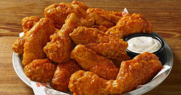 original hooters style hotwings2 1547668921