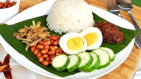 Nasi Lemak featured image e1647136657148