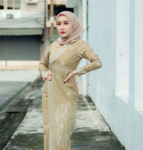 Wanita Mirip Tangmo