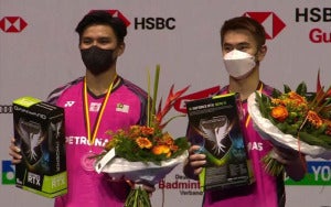 Sze Fei Nur Izzuddin Twitter
