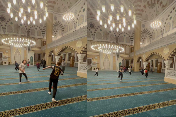 Main Dalam Masjid