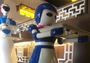 Robot Waiters Lolita Kuching