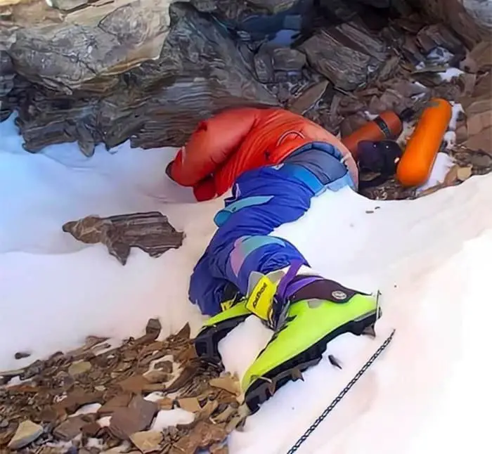 Green Boots on Everest.jpg