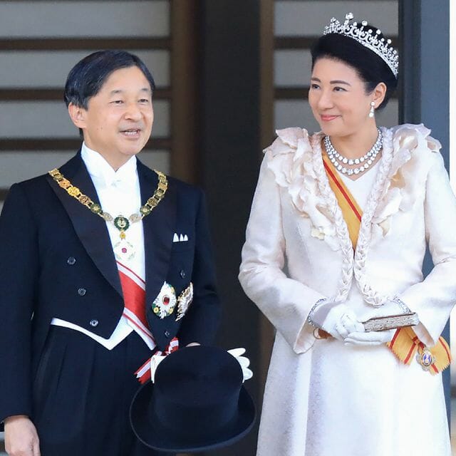 queen elizabeth emperor naruhito empress masako 1579012799