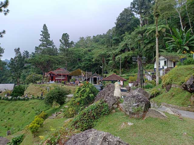 Destinasi Bukit Larut