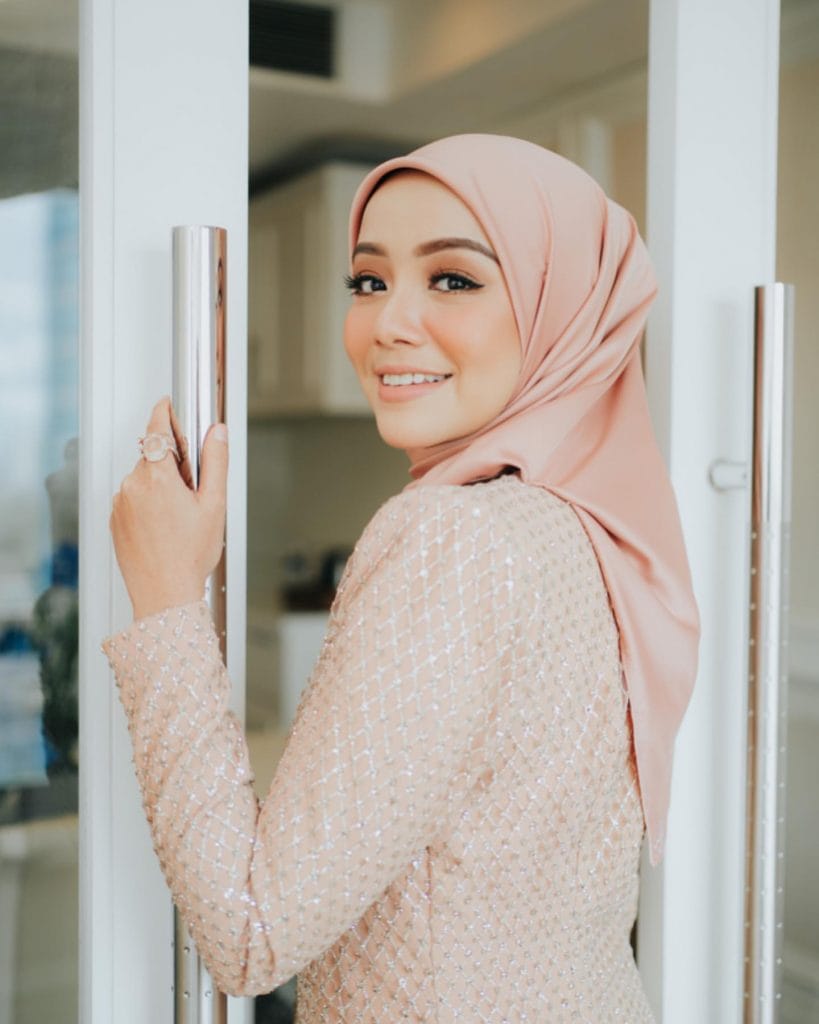 Mira Filzah 1 6 819X1024 1