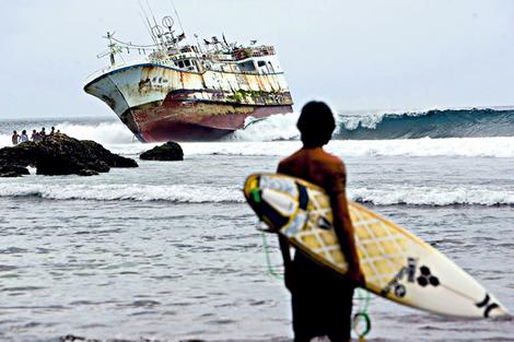 Indo Surf Wideweb 470X3130 1