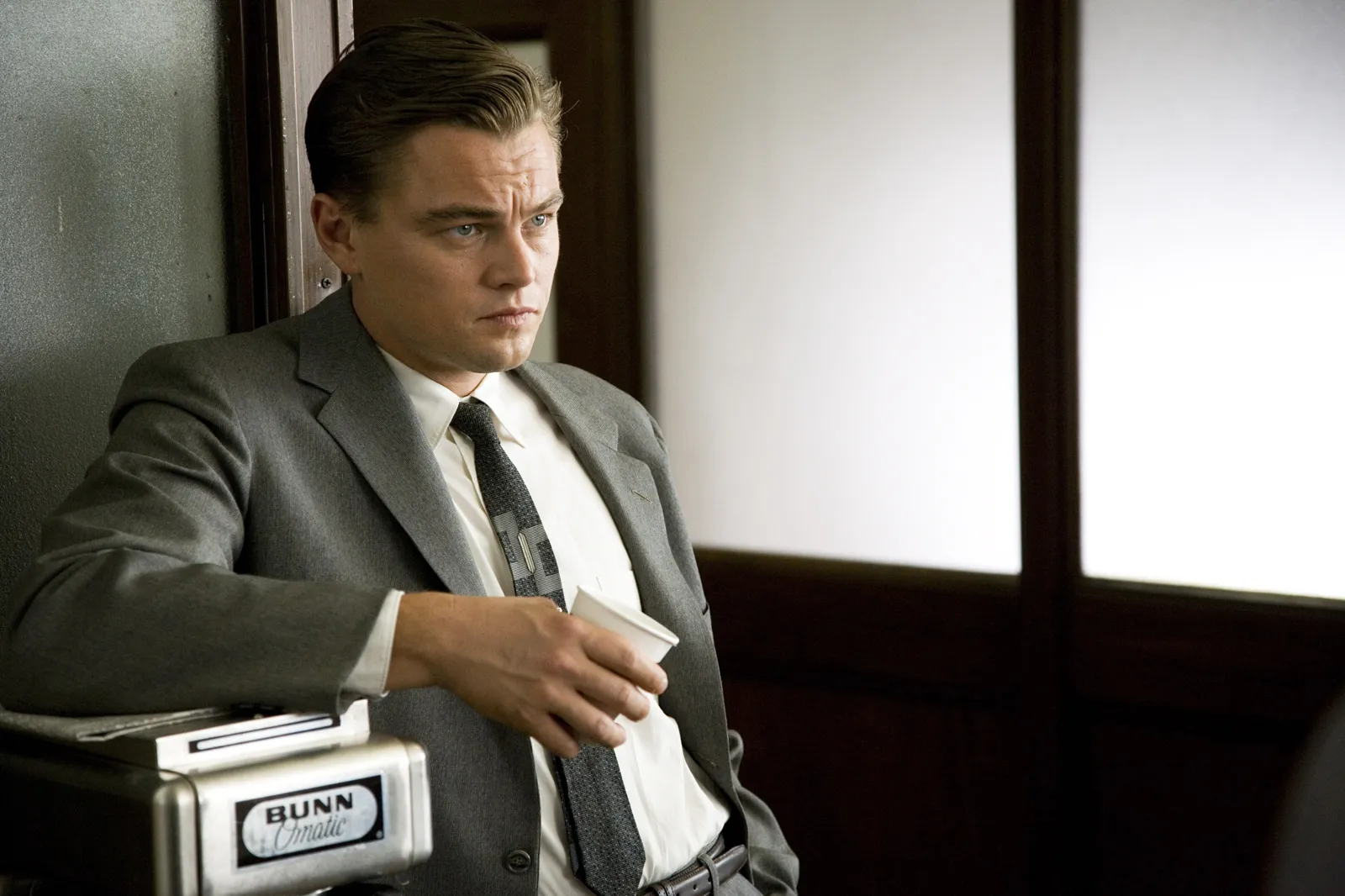 Leonardo Dicaprio Revolutionary Road Sam Mendes.jpg