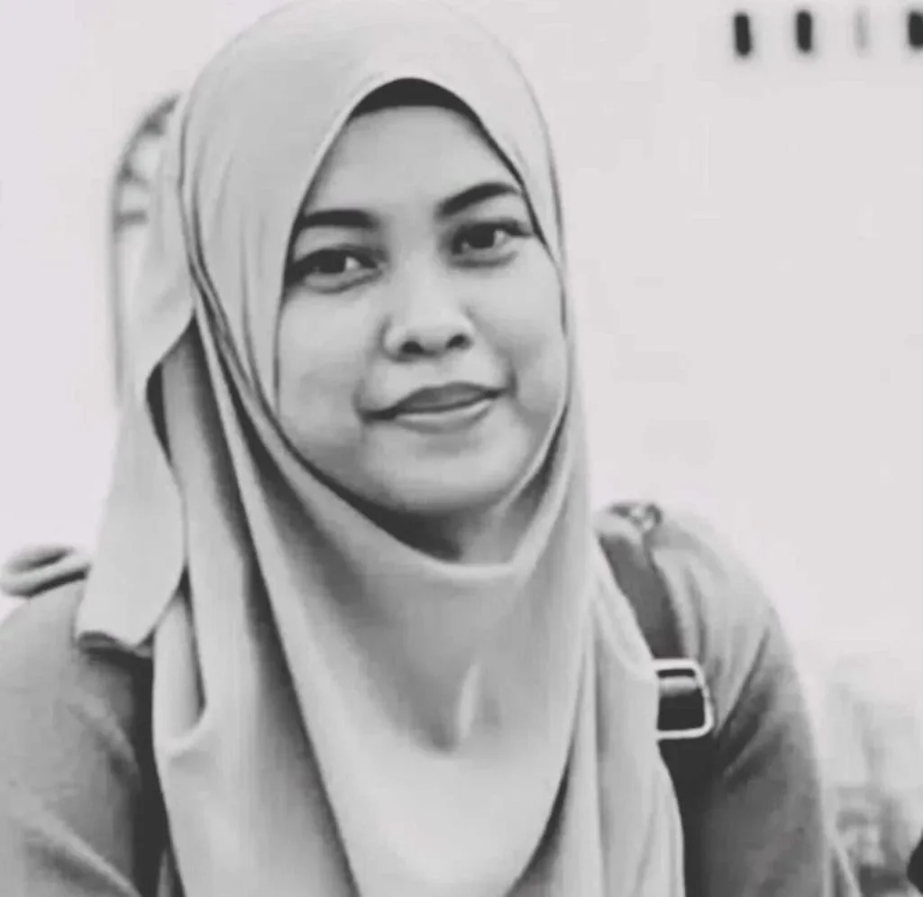 Cikgu Istiqomah 4 1024x995 1 1