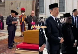 jokowi berdoa depan jenazah paus francis