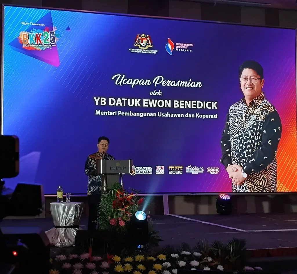 Datuk Ewon Benedict