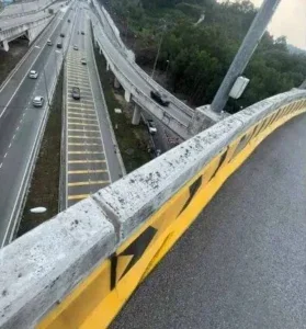 kemalangan lebuhraya bertingkat DASH