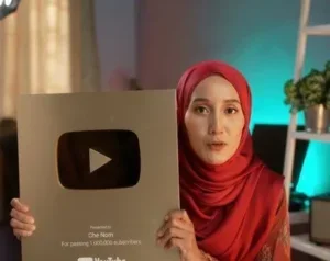 YouTube Channel Che Nom