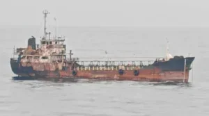 kapal hantu hanyut di perairan terengganu