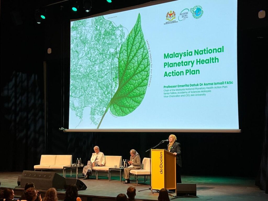 Chairperson of NPHAP Academician Professor Emerita Datuk Dr Asma Ismail FASc presented the brief about NPHAP 1